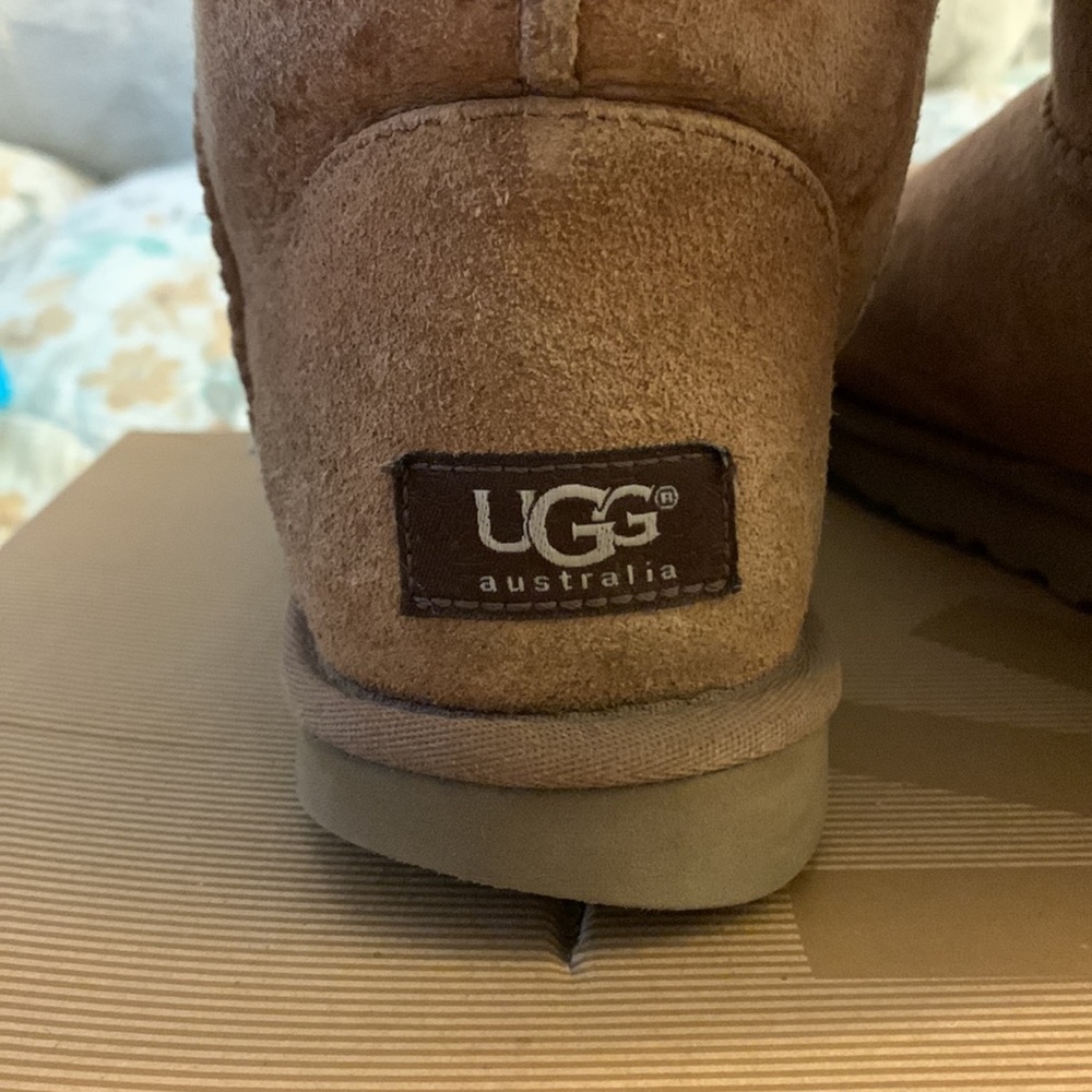 Used Uggs - image 7